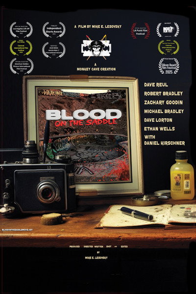 Póster de Blood on the Saddle