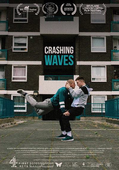 Póster de Crashing Waves