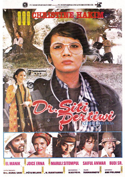 Póster de Dr Siti Pertiwi Kembali ke Desa
