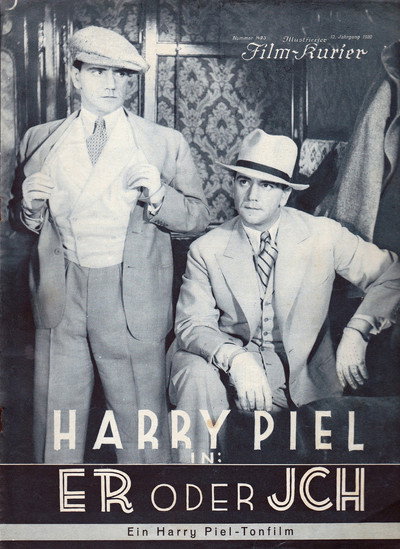 Póster de He or I