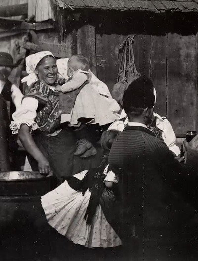 Póster de Home Life of a Hungarian Family