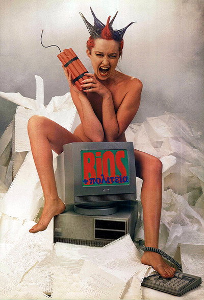 Póster de Living Dangerously
