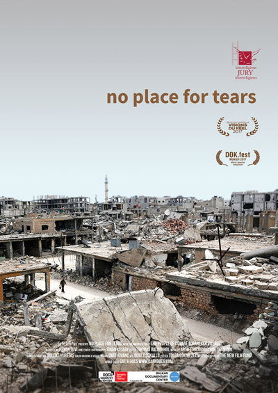 Póster de No Place for Tears