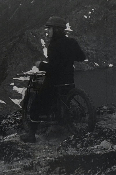 Póster de Over Besseggen på motorcykel
