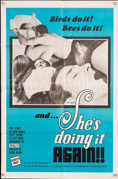 Póster de She's Doing It Again