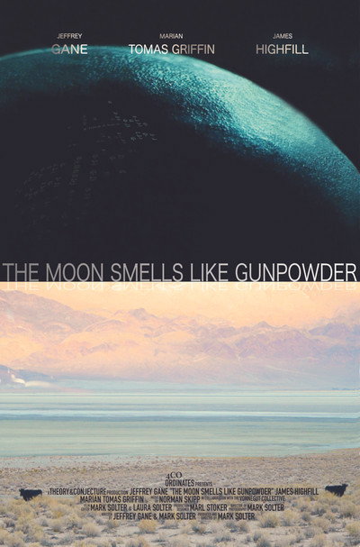 Póster de The Moon Smells Like Gunpowder