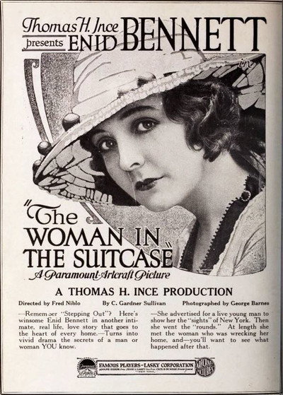 Póster de The Woman in the Suitcase