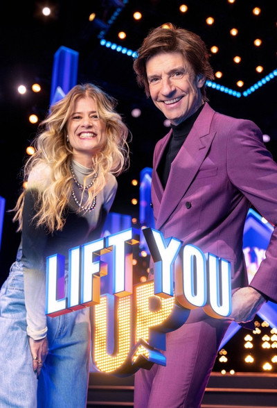 Póster de Lift You Up